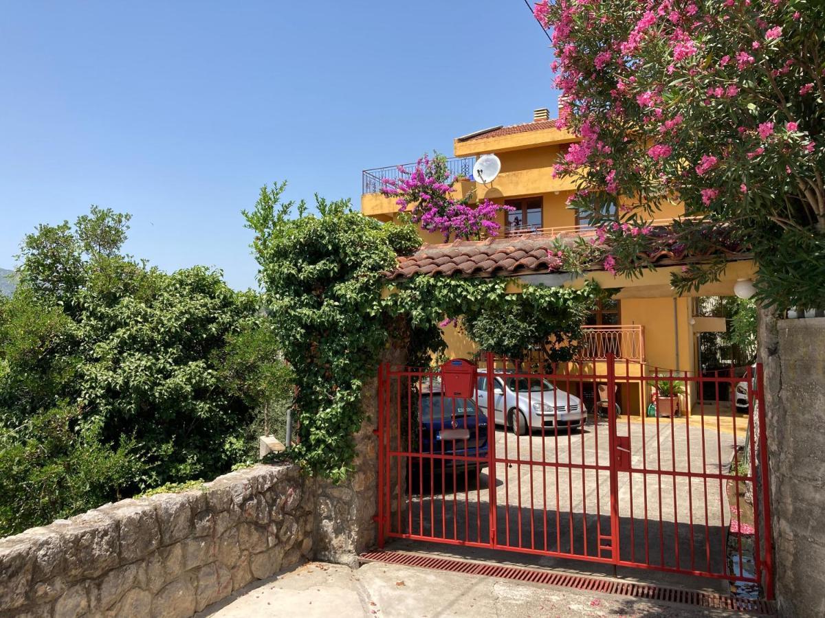 Monterama Apartments Sutomore Esterno foto